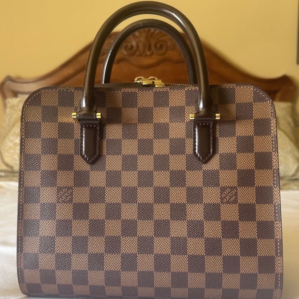 Authentic LOUIS VUITTON  Damier Ebene Triana Bag